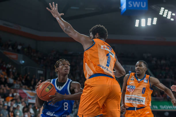 夹击防守 夹击防守